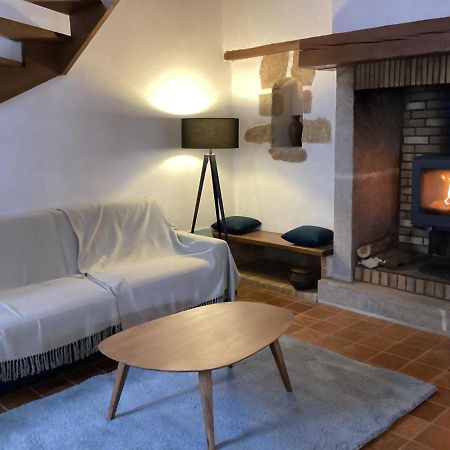 La Maisonnette Des Champs Pierre-Buffiere Bagian luar foto
