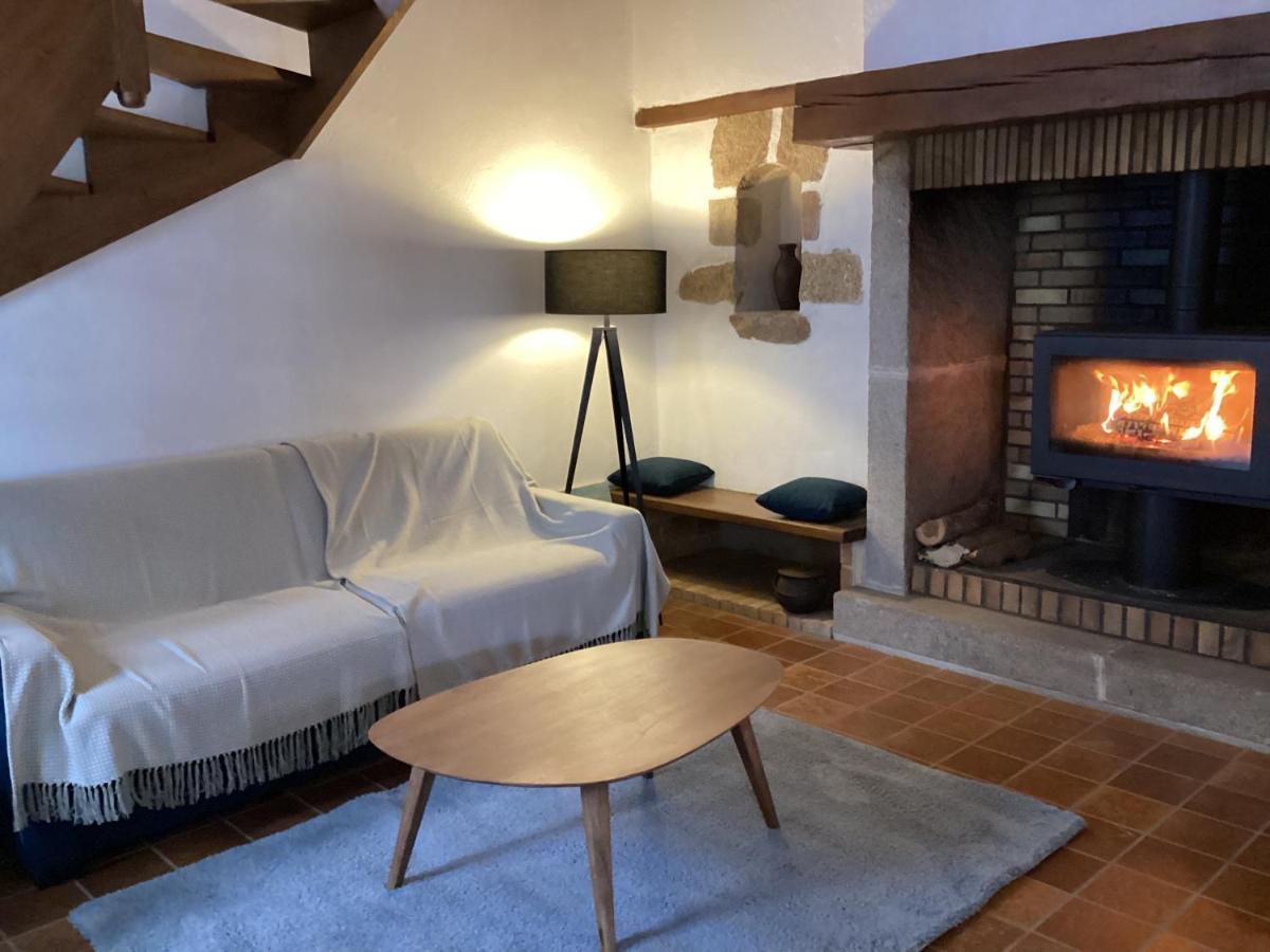 La Maisonnette Des Champs Pierre-Buffiere Bagian luar foto